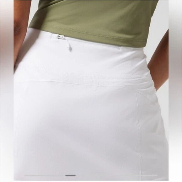 Athleta Run With It 15" Skort, Size Medium, White - Picture 3 of 6